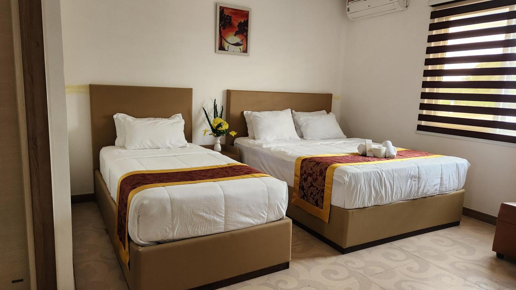 Airport Hotel Clark Clark Freeport Zone Bagian luar foto